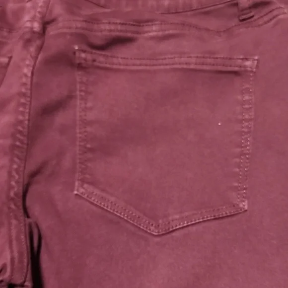 Wine Colored Maurices Skinny Jeans - Picture 4 of 9